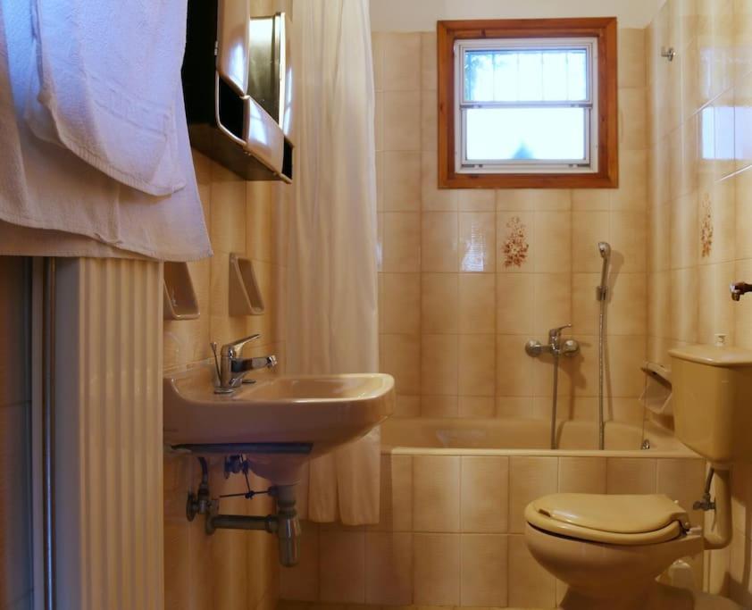Selfcatering -Studio Helen No 7 Xiropigado Luaran gambar