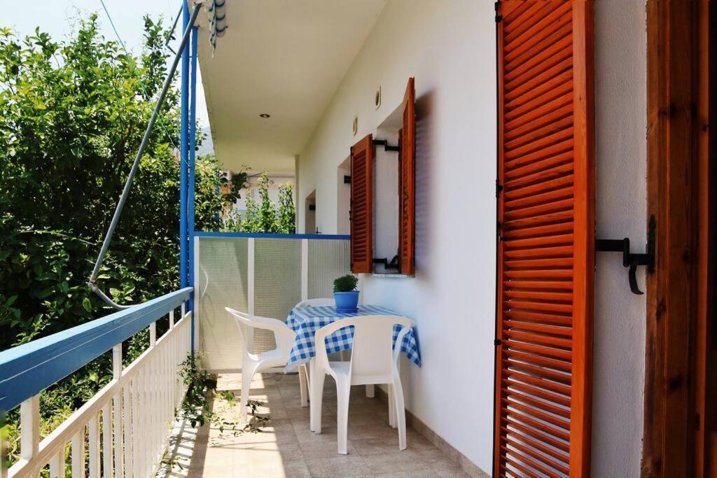 Selfcatering -Studio Helen No 7 Xiropigado Luaran gambar